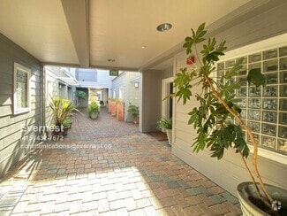 Building Photo - 1528 Brunswig Ln