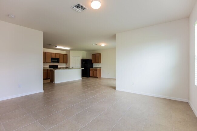 Foto del edificio - 4413 SW 15th Ave