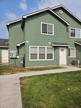 Building Photo - 4007 Idaho Ave