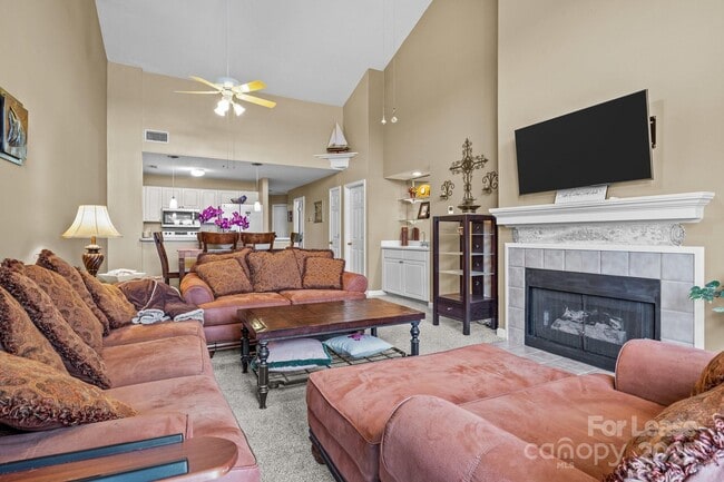 Building Photo - 18669 Vineyard Point Ln