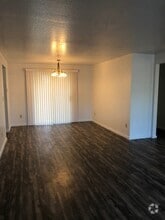 Building Photo - 3047 N Linda Vista Ln