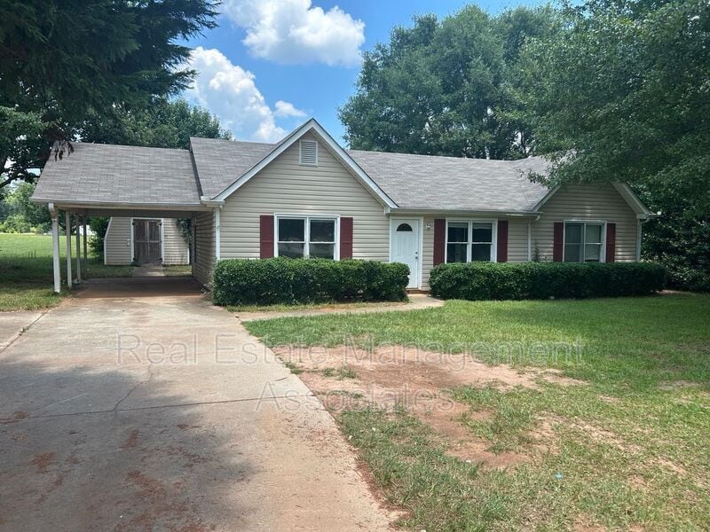 Primary Photo - 608 Aerodrome Way