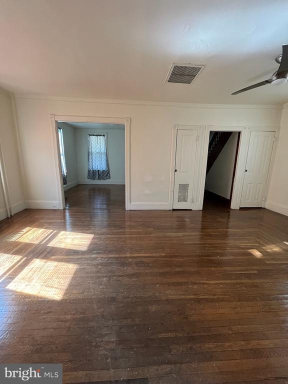 Building Photo - 337 Lindenwold Ave