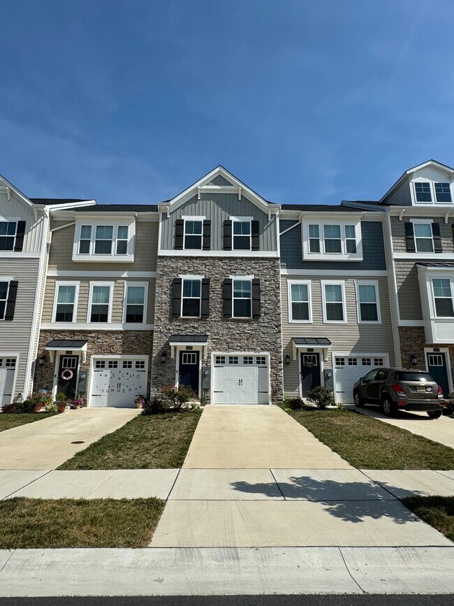 Building Photo - 35301 Wright Way