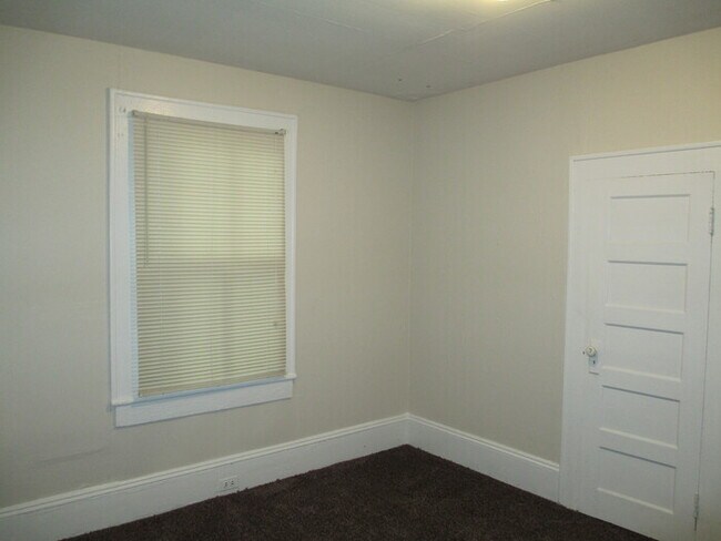 Foto del edificio - 209 E 10th Street, Roanoke Rapids