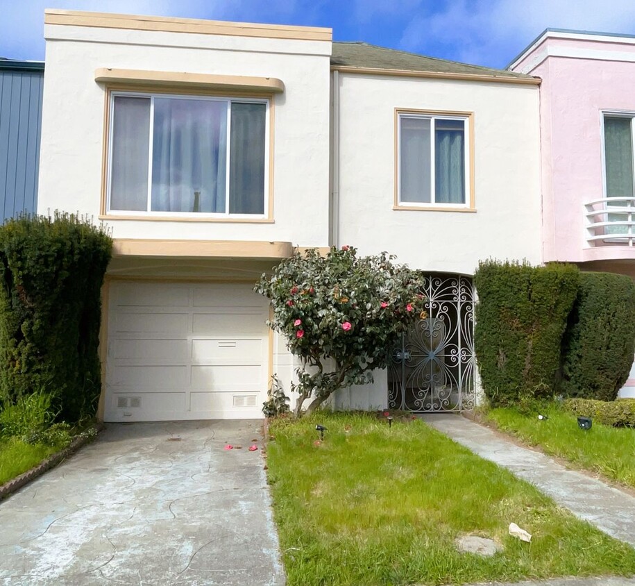 Foto principal - All 3 bedrooms on 1 level