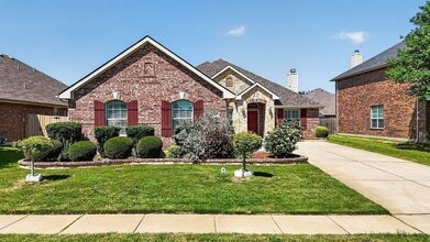 Building Photo - 2360 Collin Dr
