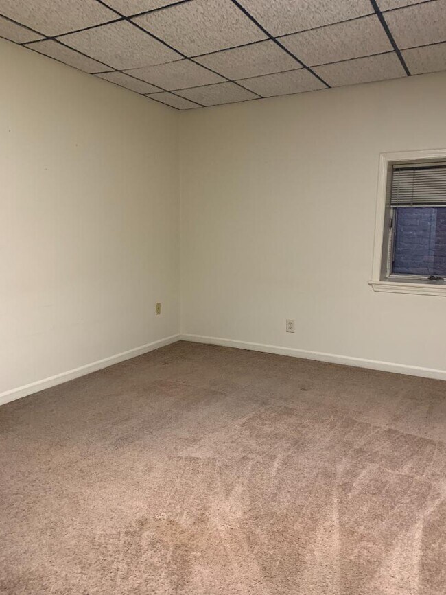 Foto del edificio - 226 W Michigan Ave