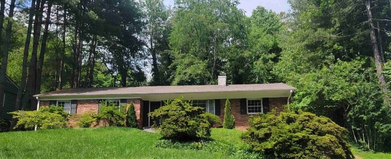 Foto principal - 1 Clearbrook Rd