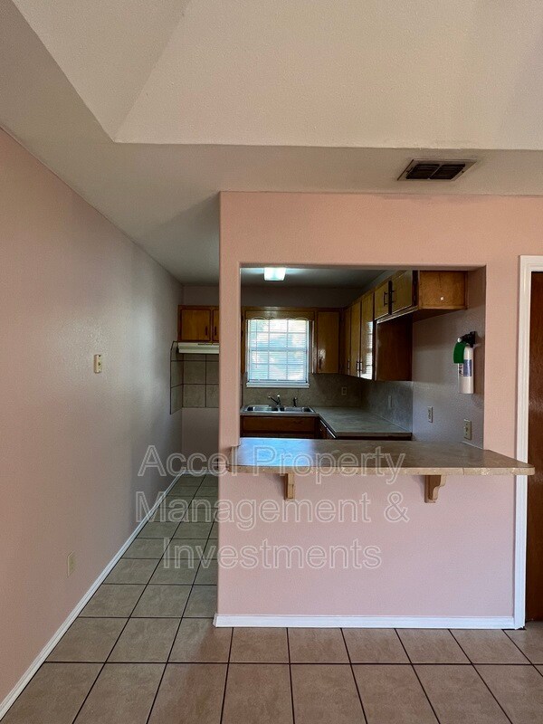 1209 N Keralum Ave Unit 3, Mission, TX 78572 Condo for Rent in Mission, TX