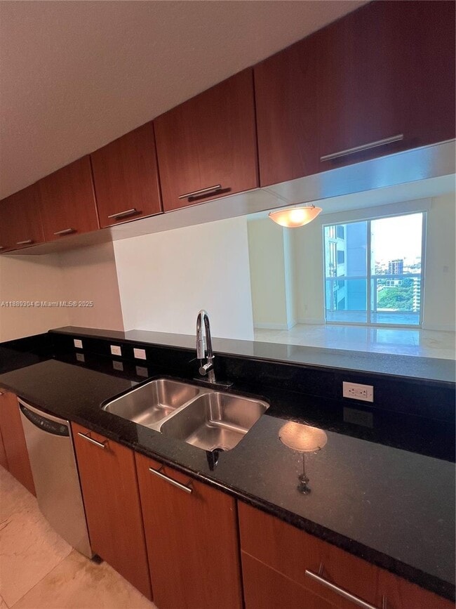 Foto del edificio - 1800 N Bayshore Dr