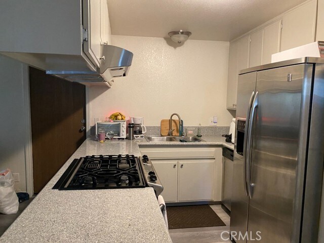 Foto del edificio - 9137 Greenleaf Ave