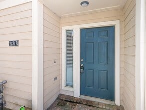 Building Photo - 1131 W 24th St Building Photo - 1131 W 24th St