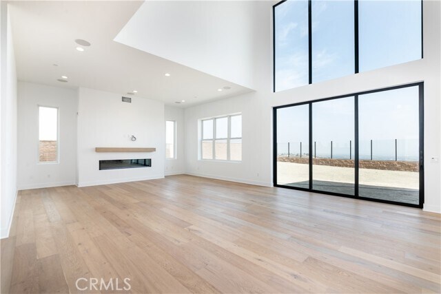 Building Photo - 11770 Hillsborough Ln