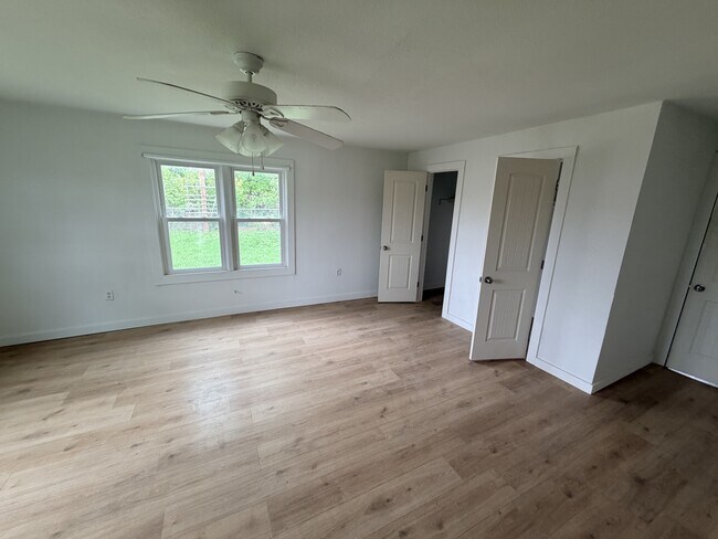 Foto del edificio - 421 N Archer St