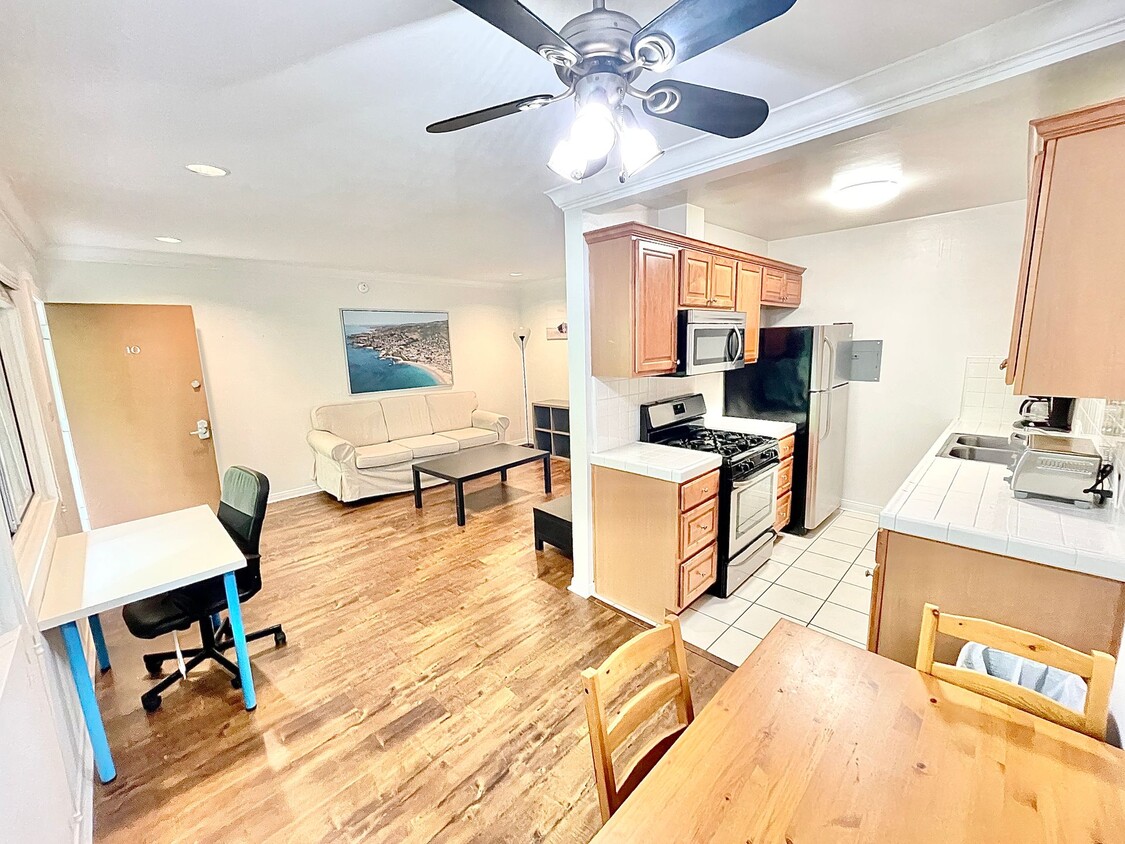 Building Photo - 3771 Jasmine