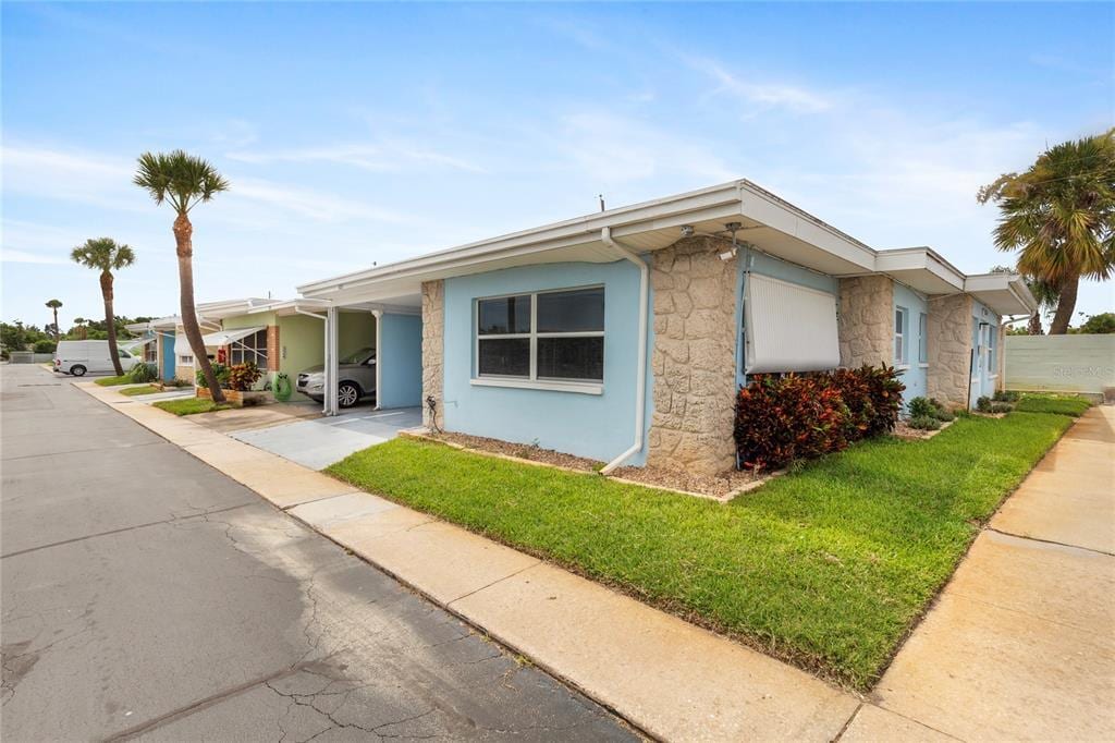 Foto principal - 250 Rosery Rd NW