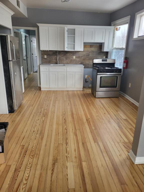 Photo - 93 Hopkins Pl House