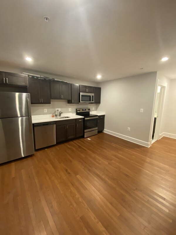 Building Photo - 3100 Greenmount Ave