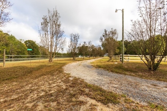 Building Photo - Great House with Barn on 8 acres!!!