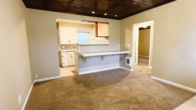 Foto del edificio - Cozy Urban Living: 2BD/1BA in Brentwood-Da...