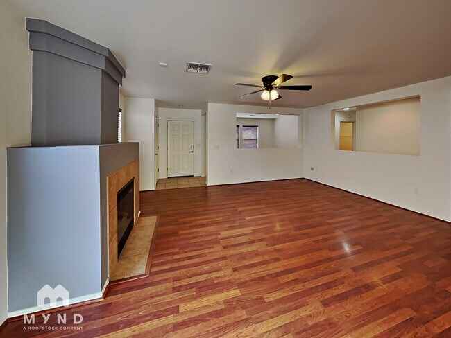 Foto del edificio - 10230 E Honey Mesquite Dr