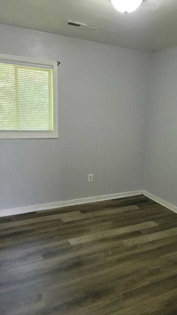 Building Photo - Lovely 3 bed 1 bath