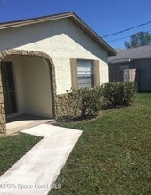 Building Photo - 1310 Robbinswood Dr