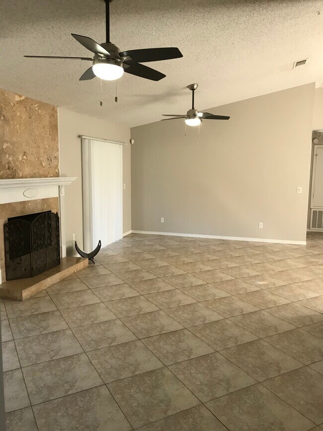 Building Photo - 1633 Martinsville Court