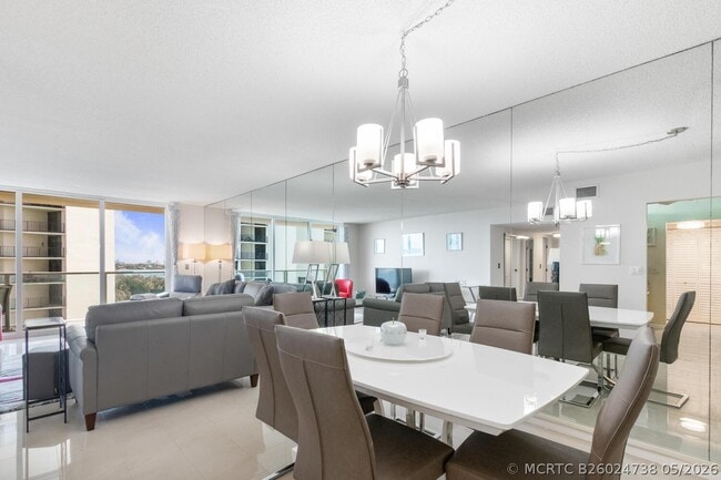 Building Photo - 5440 N Ocean Dr