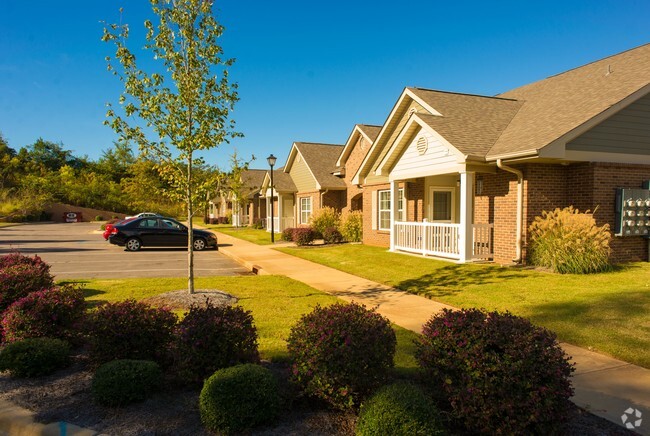 Building Photo - Chastain Manor Apartments