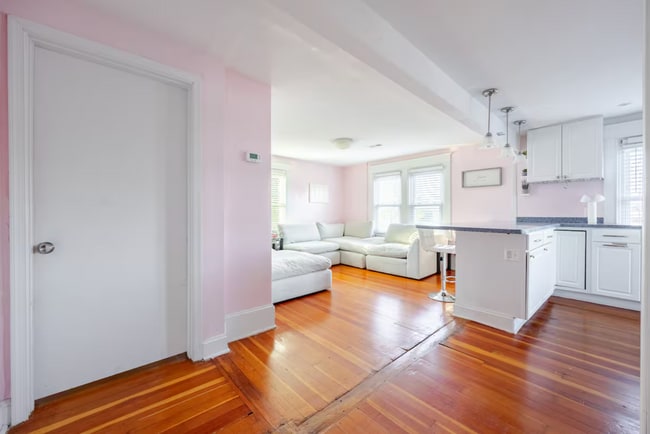 Foto del edificio - 1019 Berryville Ave