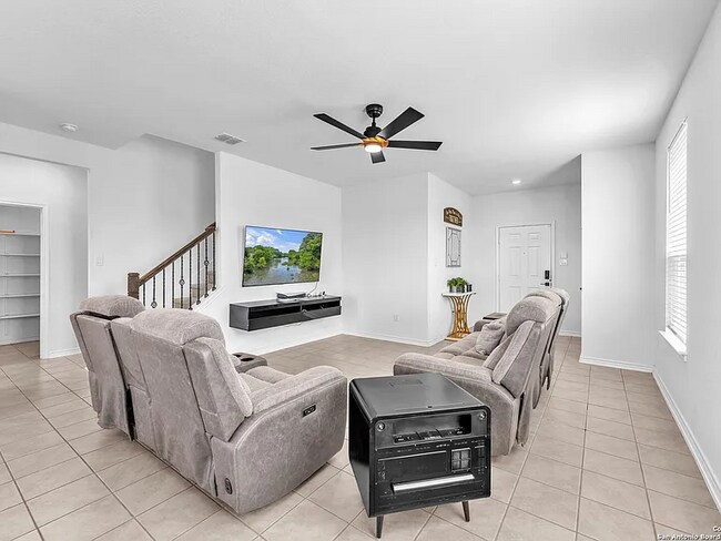 Foto del edificio - 15836 Selene View