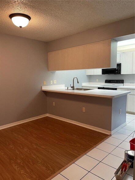 Foto del edificio - 2925 Poplar Ave