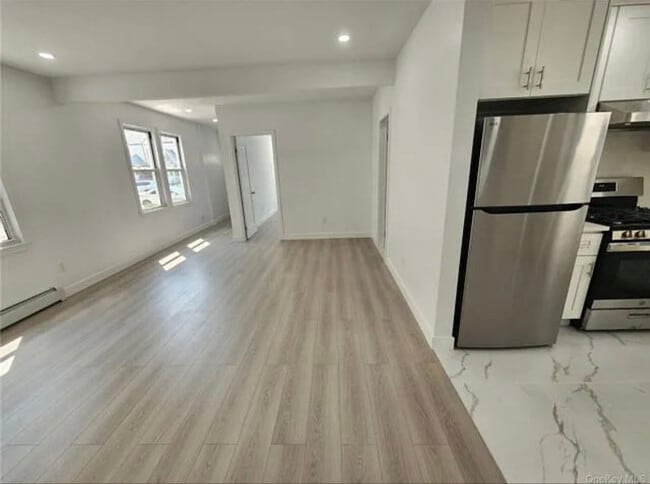 Building Photo - 45-58 172nd St