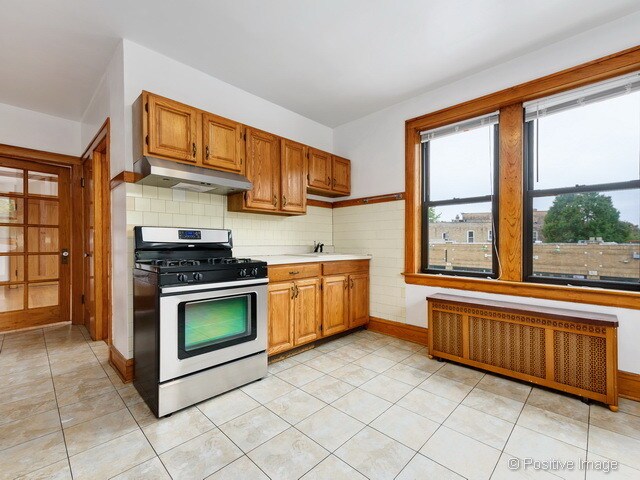 Building Photo - 2108 W Armitage Ave