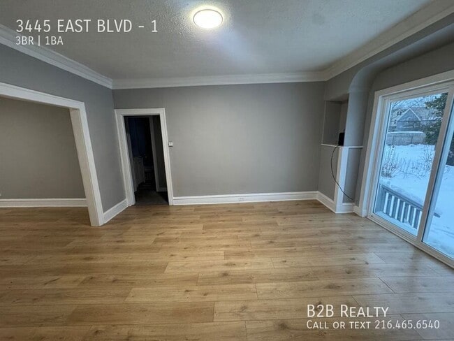 Foto del edificio - 3445 East Blvd