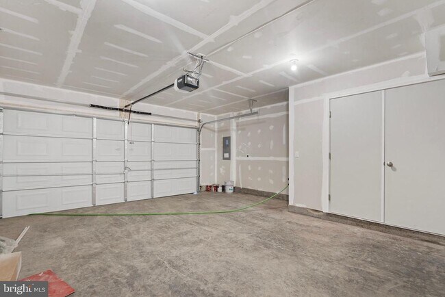 Foto del edificio - 8705 Cherrybark Rd