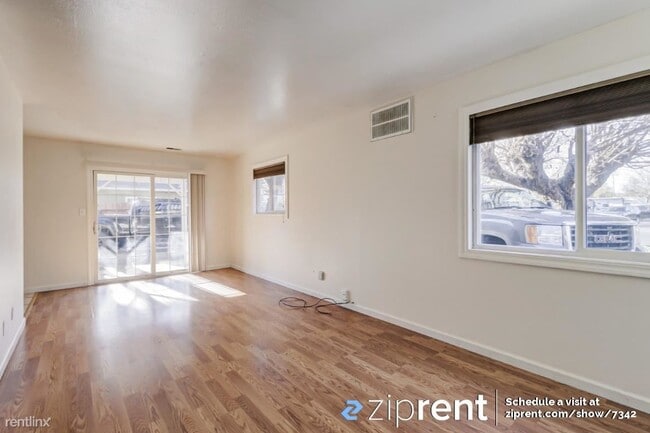 Foto del edificio - 2 br, 1 bath House - 19306 Mountain Meadow...