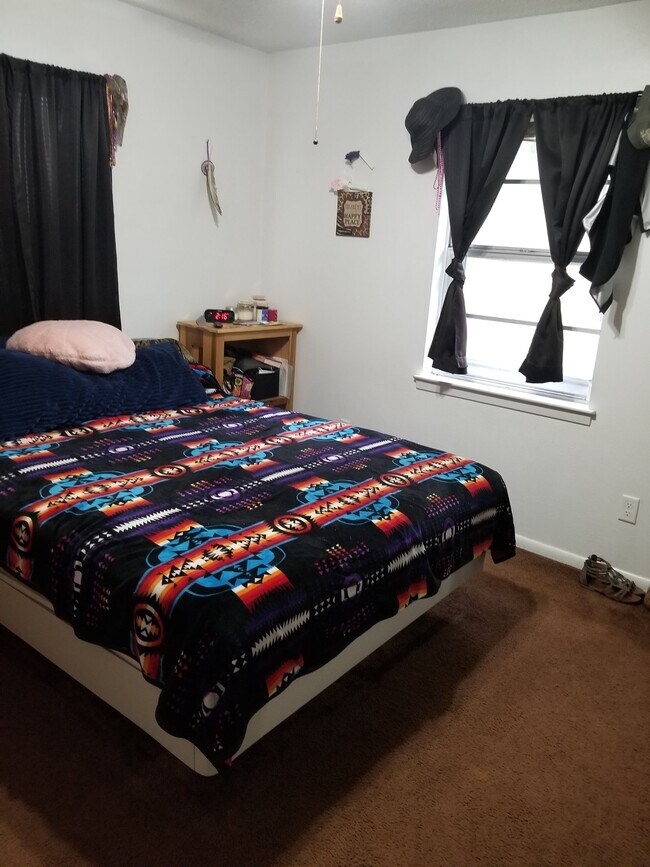 Foto del edificio - 5712 Vestavia Ln