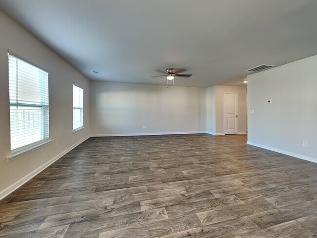 Foto del edificio - 43 Blue Fescue Way