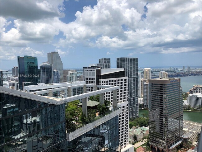 Building Photo - 801 S Miami Ave