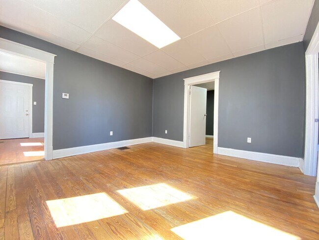 Foto del edificio - 4 Bedroom Home in Hammond