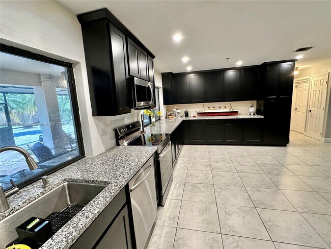 Foto del edificio - 5210 SW 186th Ave
