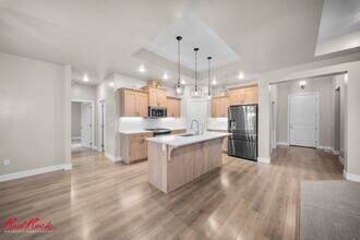 Building Photo - 3761 Native Dancer Dr