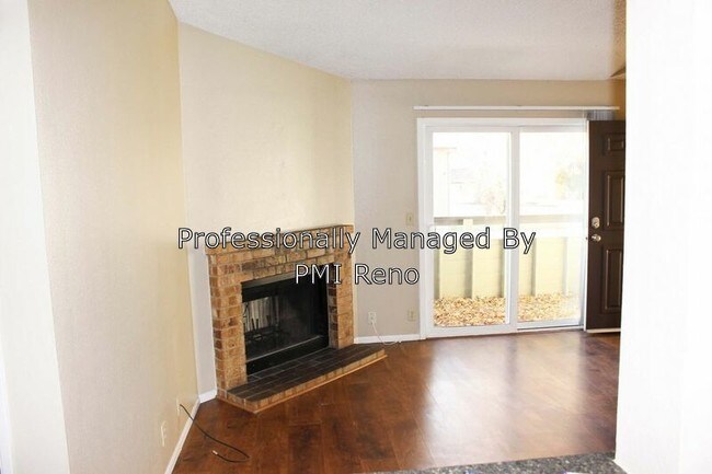 Foto del edificio - 555 E Patriot Blvd