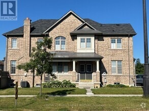 Building Photo - 105 Algoma Dr