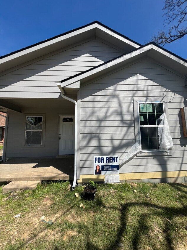 9511 Laneyvale Ave, Dallas, TX 75217 House Rental in Dallas, TX