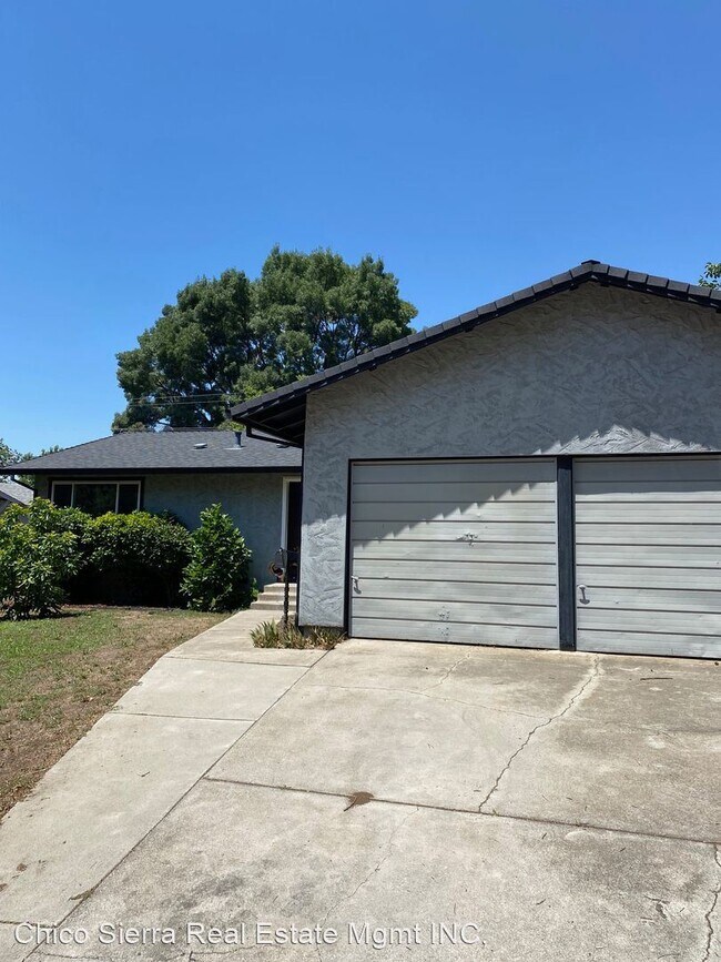 Building Photo - 3 br, 2 bath House - 1360 Manzanita Ave