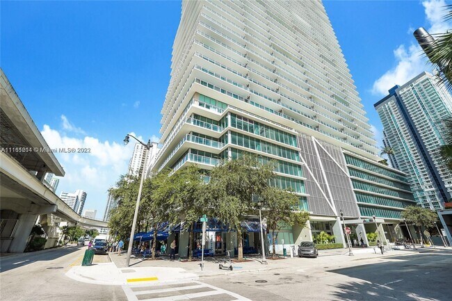 Building Photo - 79 SW 12th St